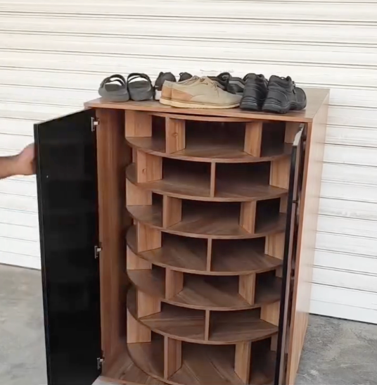 Infinity Shoe Rack – Endless Storage for Sneakers, Heels & More