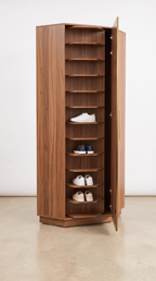 Rotating shoe rack that can accommodate 96 pairs of shoes